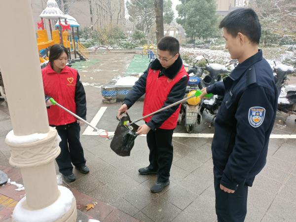 县公安局：组织青年志愿者开展联点共建志愿者服务活动 .jpg