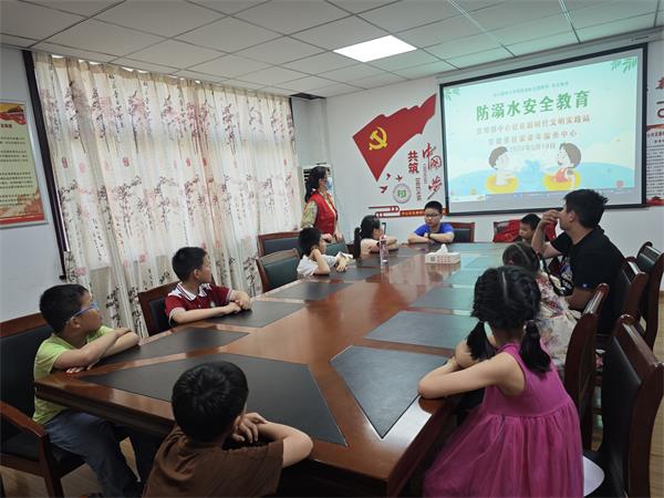 防溺水安全教育.jpg