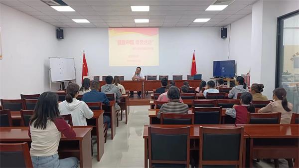 肥东经开区北瑶岗社区“健康中国 母亲行动——端午安康”健康知识宣传活动.jpg