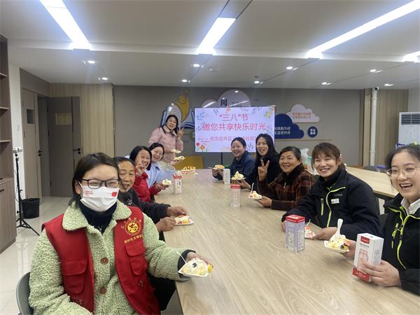 三十埠社区：巾帼风采  尽展芳华2.jpg