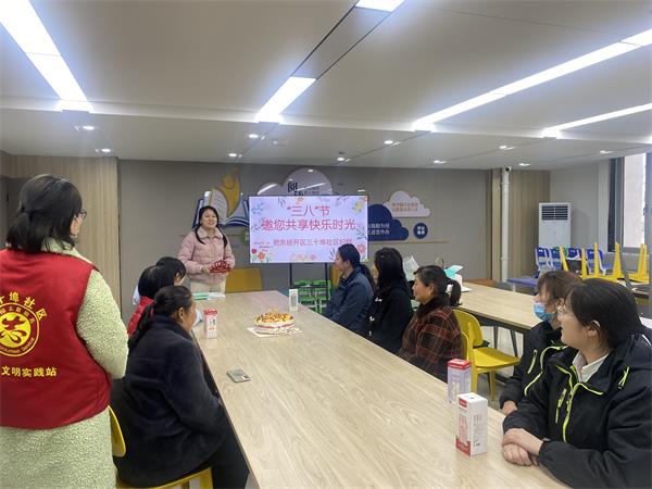 三十埠社区：巾帼风采  尽展芳华1.jpg