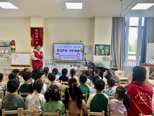 肥东经开区三十埠社区：“全国爱国卫生月”主题宣传教育活动1.jpg