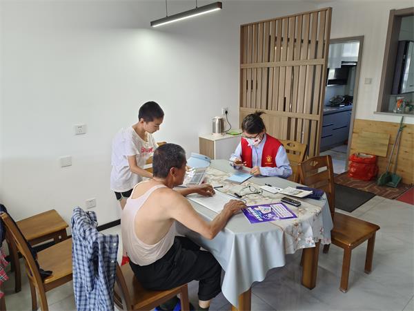 三十埠社区：关爱留守儿童  全力护航升学路1.jpg