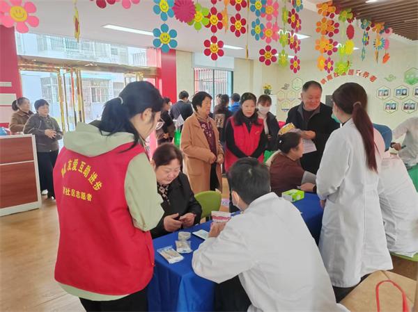 镇南.jpg