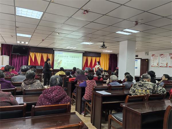 中心.jpg 中心.jpg