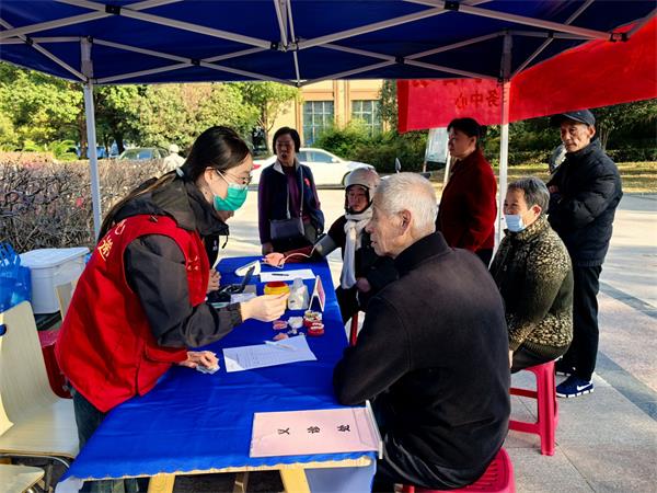 花园义诊2.jpg 花园义诊2.jpg