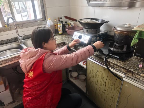 镇南2.jpg 镇南2.jpg