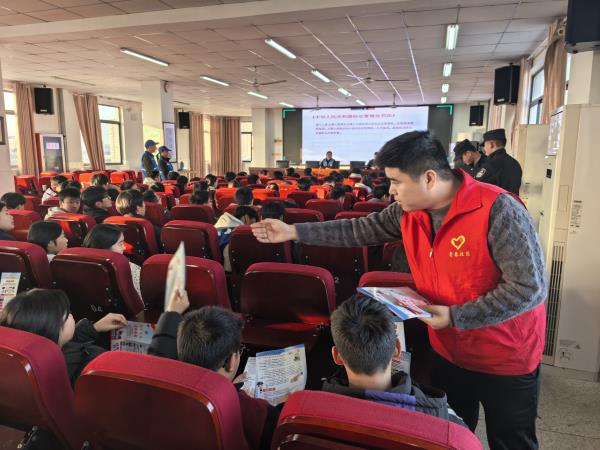 青春.jpg 青春.jpg