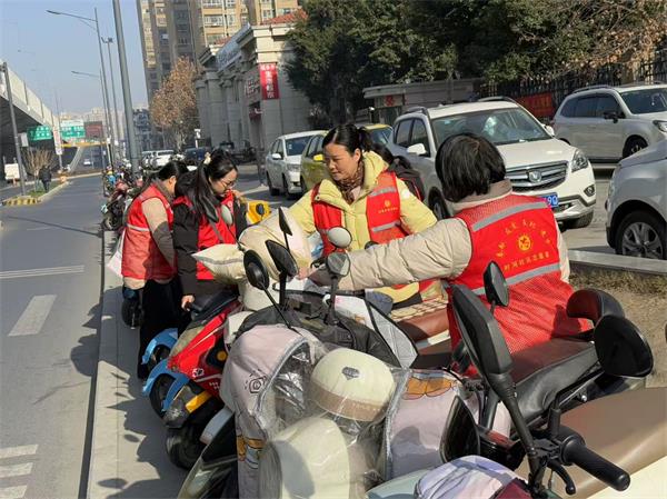 对河.jpg 对河.jpg