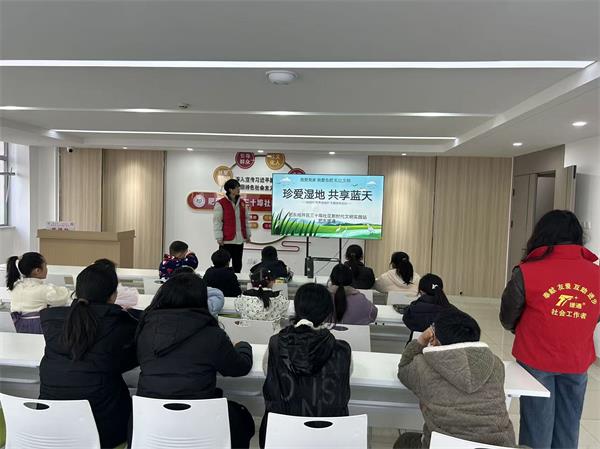 肥东经开区三十埠社区:珍爱湿地 共享蓝天1.jpg 肥东经开区三十埠社区:珍爱湿地 共享蓝天1.jpg