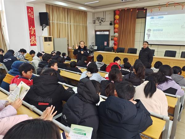 花园.jpg 花园.jpg