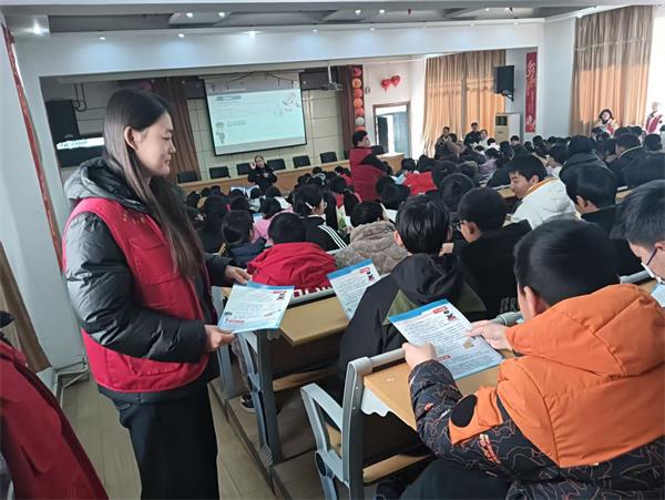 花园2.jpg 花园2.jpg