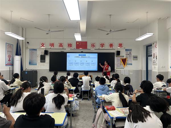 肥东经开区三十埠社区:普及禁毒知识 争做阳光少年3.jpg 肥东经开区三十埠社区:普及禁毒知识 争做阳光少年3.jpg