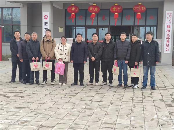 肥东县农业农村局农技中心一行无偿献血.jpg