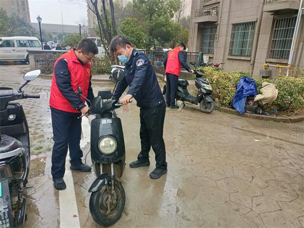 县公安局：组织青年志愿者开展联点共建志愿者服务活动 (1).jpg