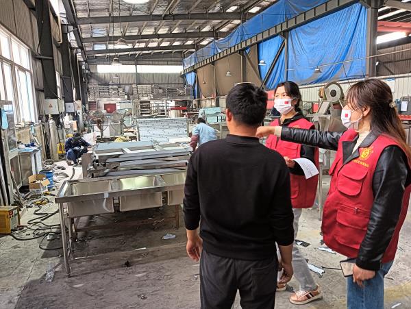三十埠社区：全面开展消防安全大排查大起底大整治1.jpg