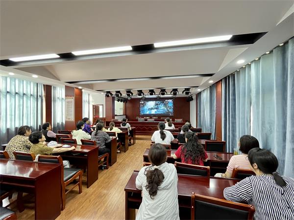 18fe36bec5e92da3202da22b6d16e01.jpg