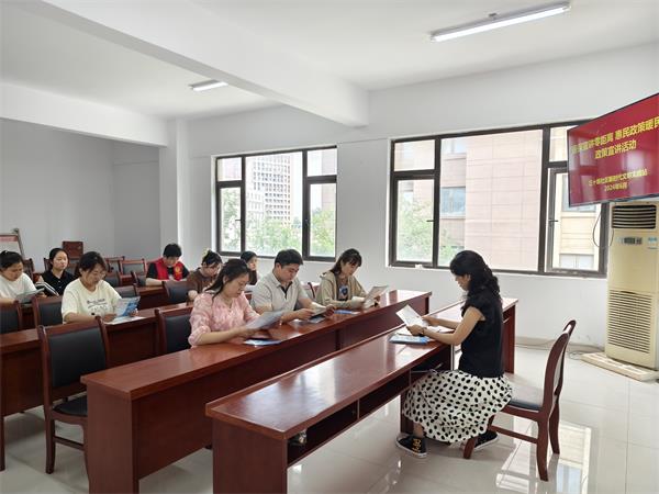 肥东经开区三十埠社区：医保宣讲零距离 惠民政策暖民心2.jpg