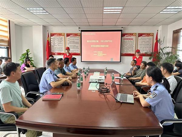 桥头集派出所：开展反诈宣传进企业活动1.jpg