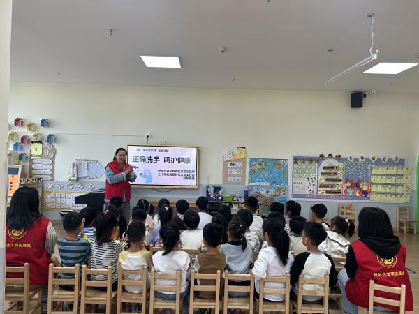 肥东经开区三十埠社区：正确洗手 呵护健康1.jpg