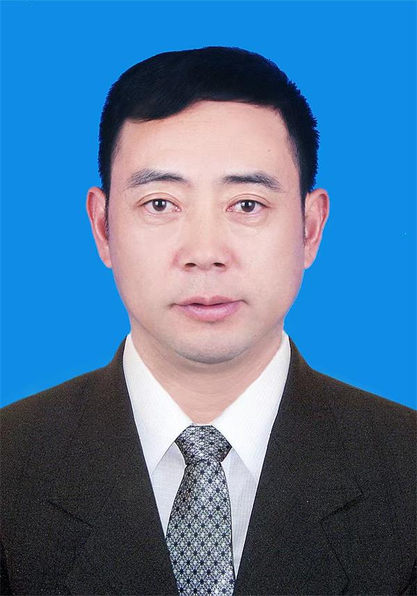 邢志丰证件照.jpg