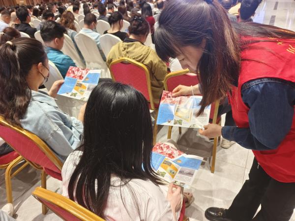 三十埠社区：防蜱宣传全覆盖  守护健康无死角2.jpg