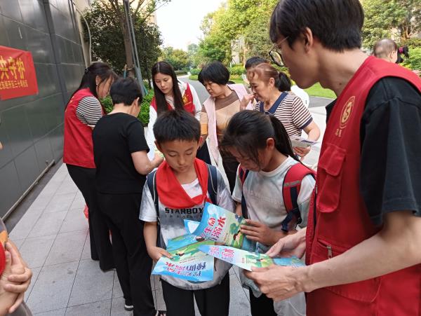 三十埠社区：全民严防溺水  守护生命之安3.jpg