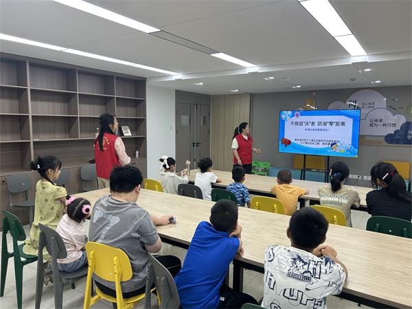 肥东经开区三十埠社区：不做孤“泳”者 防溺“零”距离1.jpg