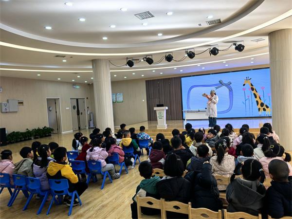 花园.jpg 花园.jpg