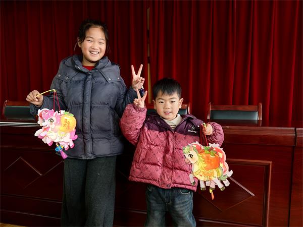 花园社区元宵节2.jpg 花园社区元宵节2.jpg