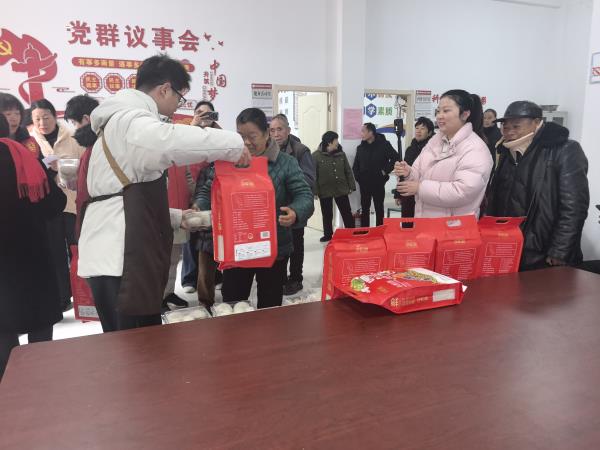 撮镇.jpg 撮镇.jpg