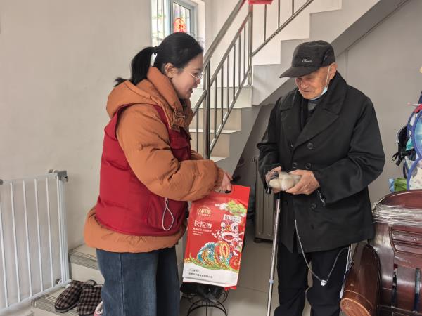 撮镇2.jpg 撮镇2.jpg