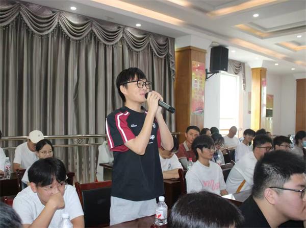 撮镇镇3.jpg 撮镇镇3.jpg