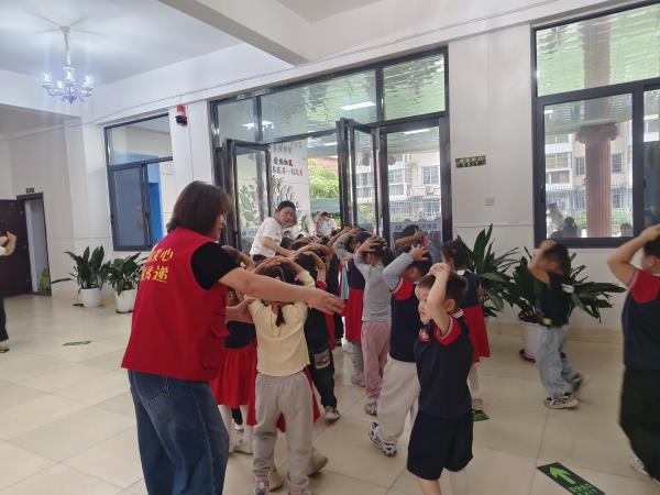 景民.jpg 景民.jpg