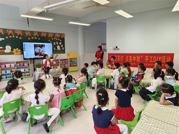 我在新时代文明实践中心过中秋④
