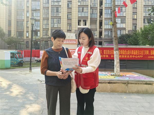 对河.jpg 对河.jpg